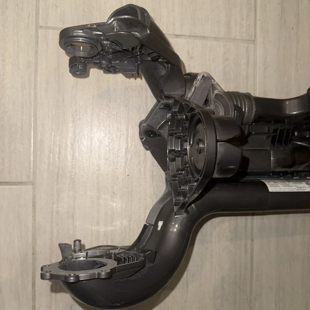 Dyson no pieces
